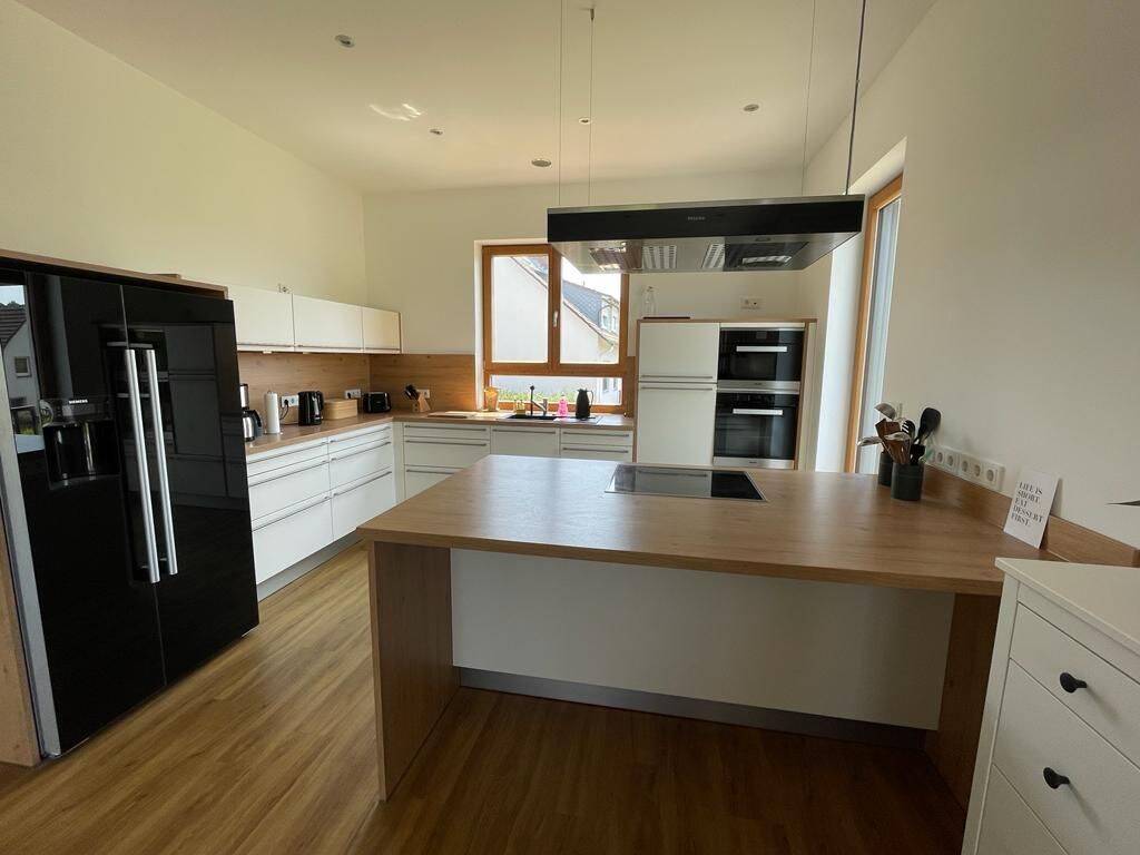 Hochwertige Wohnung mit Garten – Vöhl – Vorschaubild 3