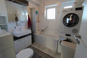 Bezugsfreie modernisierte 4-Zimmer-Wohnung mit Balkon – 64291 Darmstadt – Vorschaubild 9