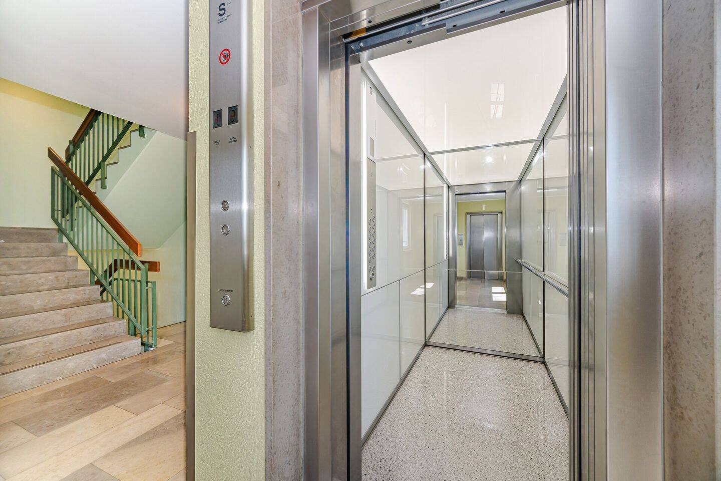 Helles Apartment mit Balkon an der Theresienwiese! – München – Vorschaubild 3