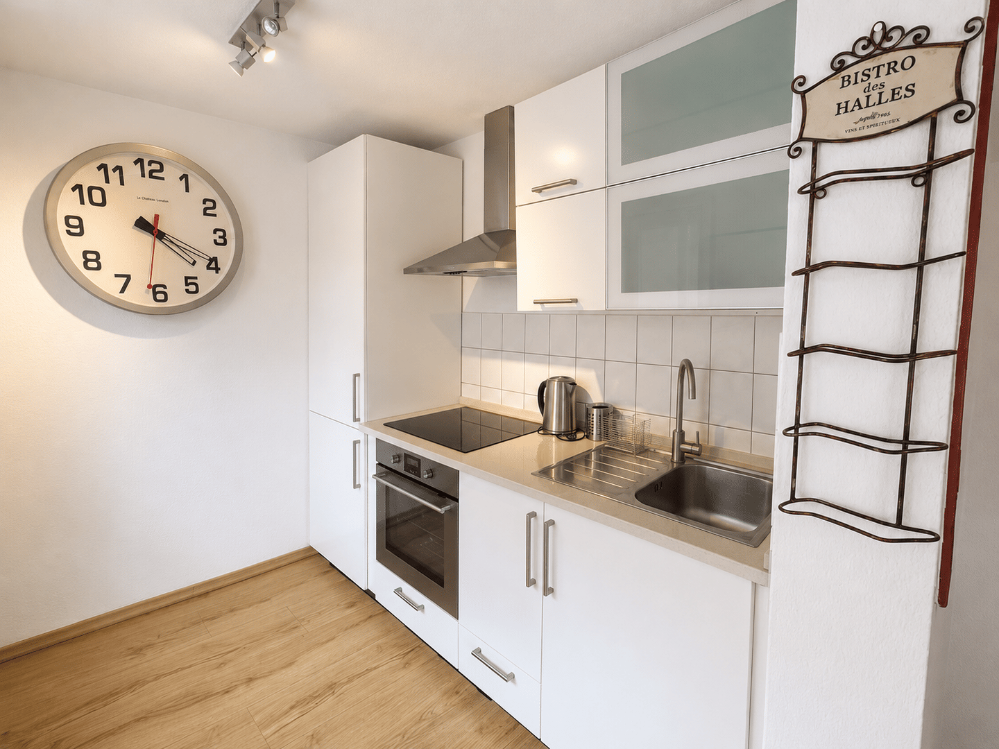 SB. St.Arnual- Möblierte 2-Zimmer-Wohnung mit Balkon, Einbauküche und Tiefgaragenstellplatz in ruhiger Lage – Saarbrücken – Vorschaubild 4