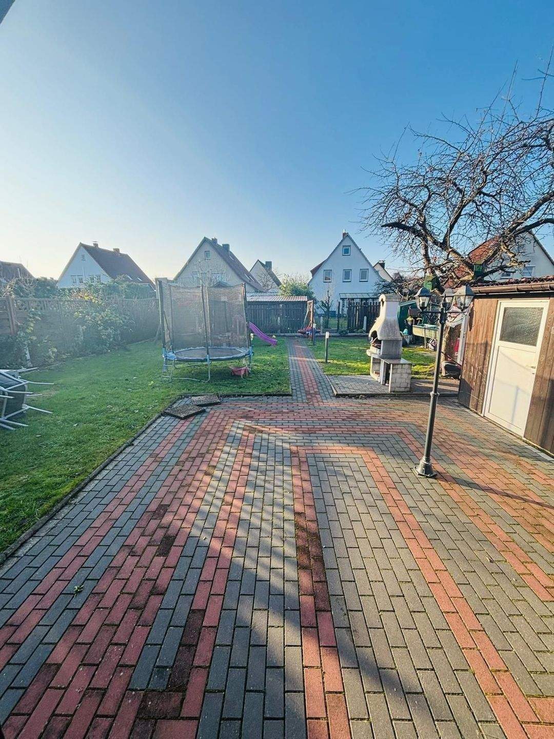 Modernisierte Doppelhaushälfte in Toplage von Bomlitz – Flexibel nutzbar als Ein- oder Zweifamilienhaus mit großem Grundstück – Bomlitz – Vorschaubild 2