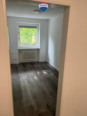 Jetzt reduziert! Renovierte 3-Zimmer-Wohnung mit Balkon & Stellplatz in bevorzugter Lage – 22549 Hamburg – Vorschaubild 6