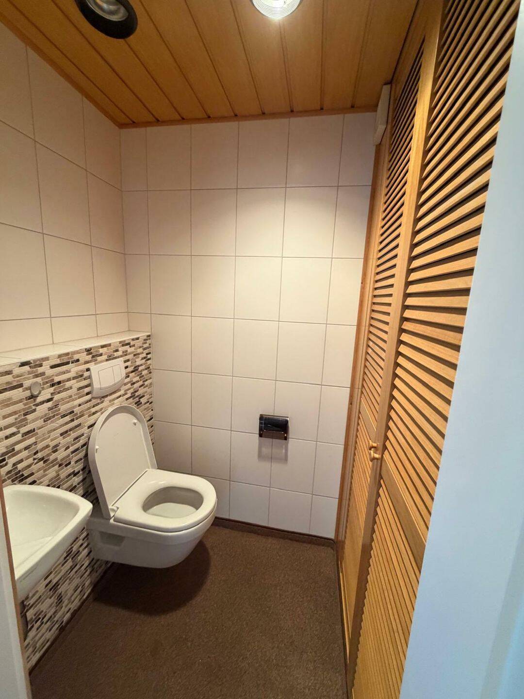 Attraktive 3-Zimmer-Wohnung mit zwei Balkonen - komfortables Wohnen inklusive Stellplatz – Augsburg – Vorschaubild 7