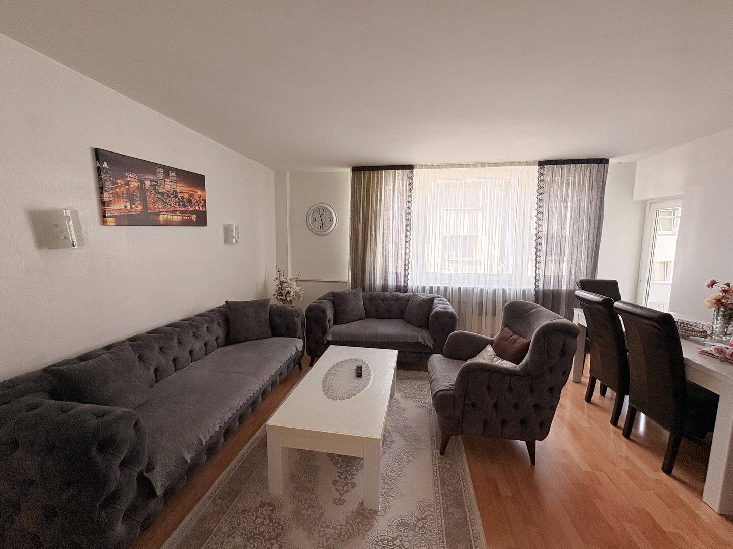 CITYHOUSE: Moderne, sanierte Wohnung mit Balkon zum Wohlfühlen – Köln – Vorschaubild 3
