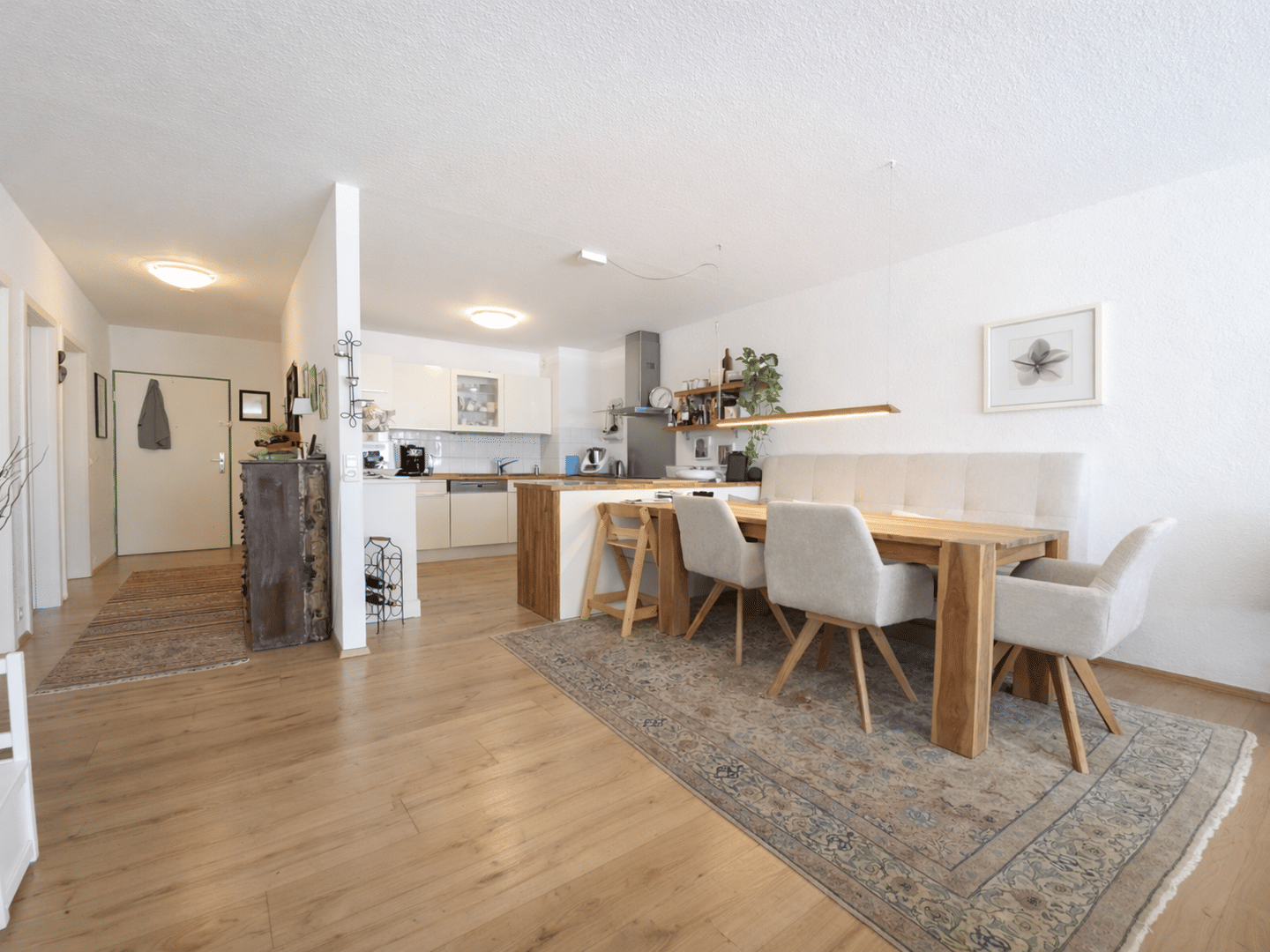Ideal für Paare: Helle 2-Zimmer-Wohnung in zentraler Lage von Bonn
