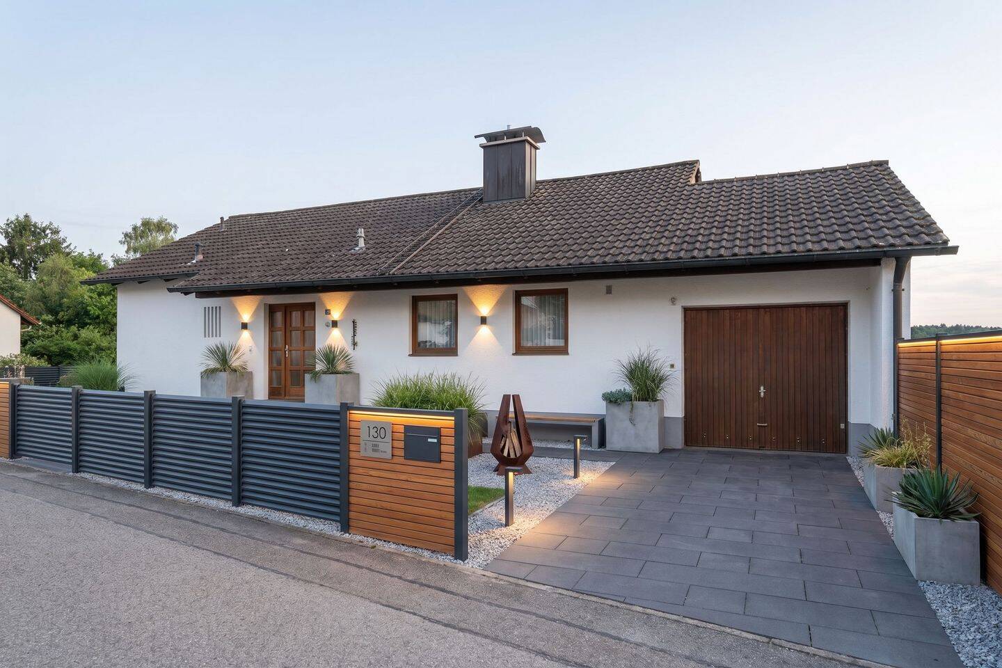 PROJEKT MIT WEITBLICK: Einfamilienhaus in Traumlage mit spektakulärem Modernisierungspotenzial – Kirchseeon – Vorschaubild 2