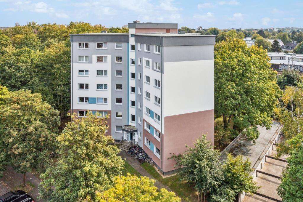 Modernisierte Eigentumswohnung in gepflegter Wohnanlage mit Aufzug und Garage – Köln – Vorschaubild 3