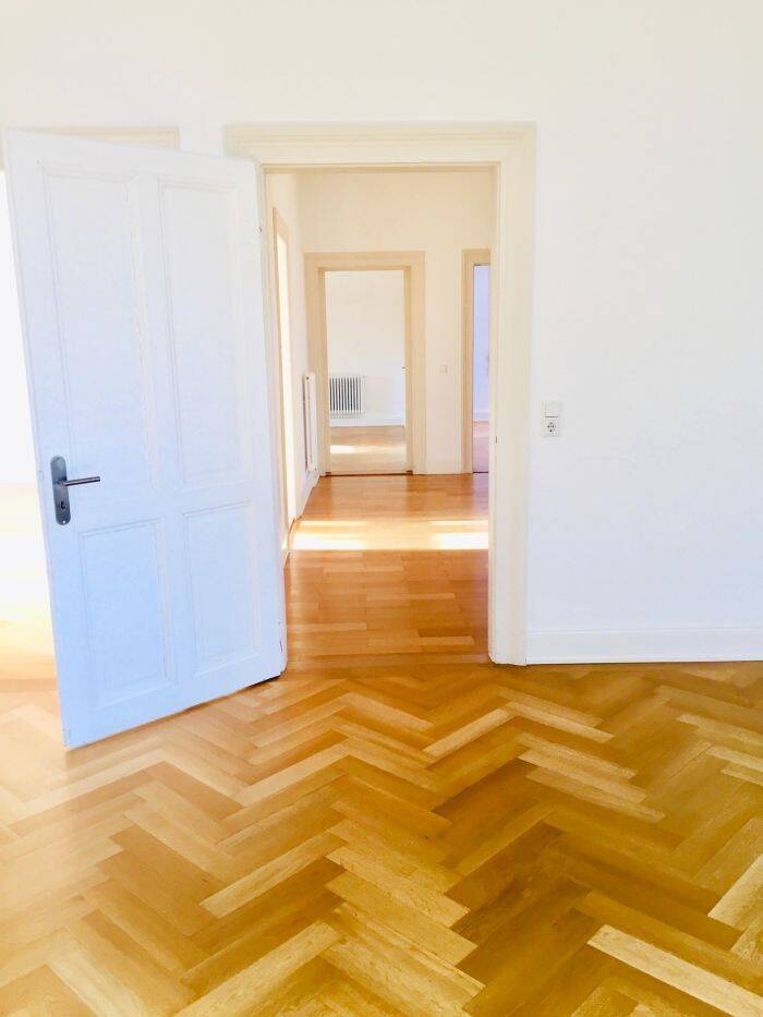 Dachmaisonette in Villa mit parkähnlichen Garten – Wiesbaden – Vorschaubild 5