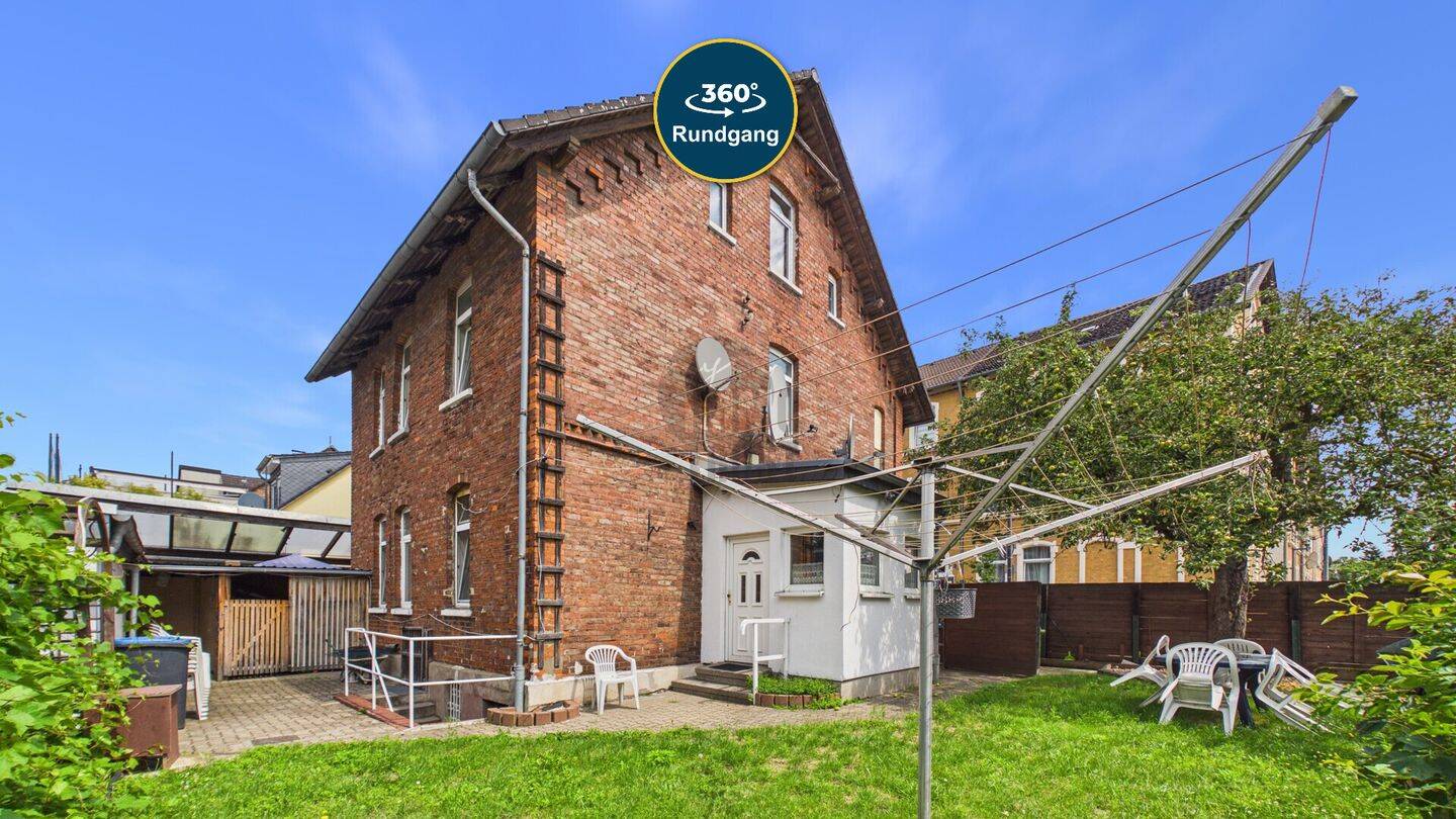 Zweifamilienhaus + Bungalow in Peine - 230 m² Wohnfläche, 609 m² Grundstück