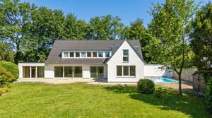 Großzügiges Einfamilienhaus im Alt-Hahnwald