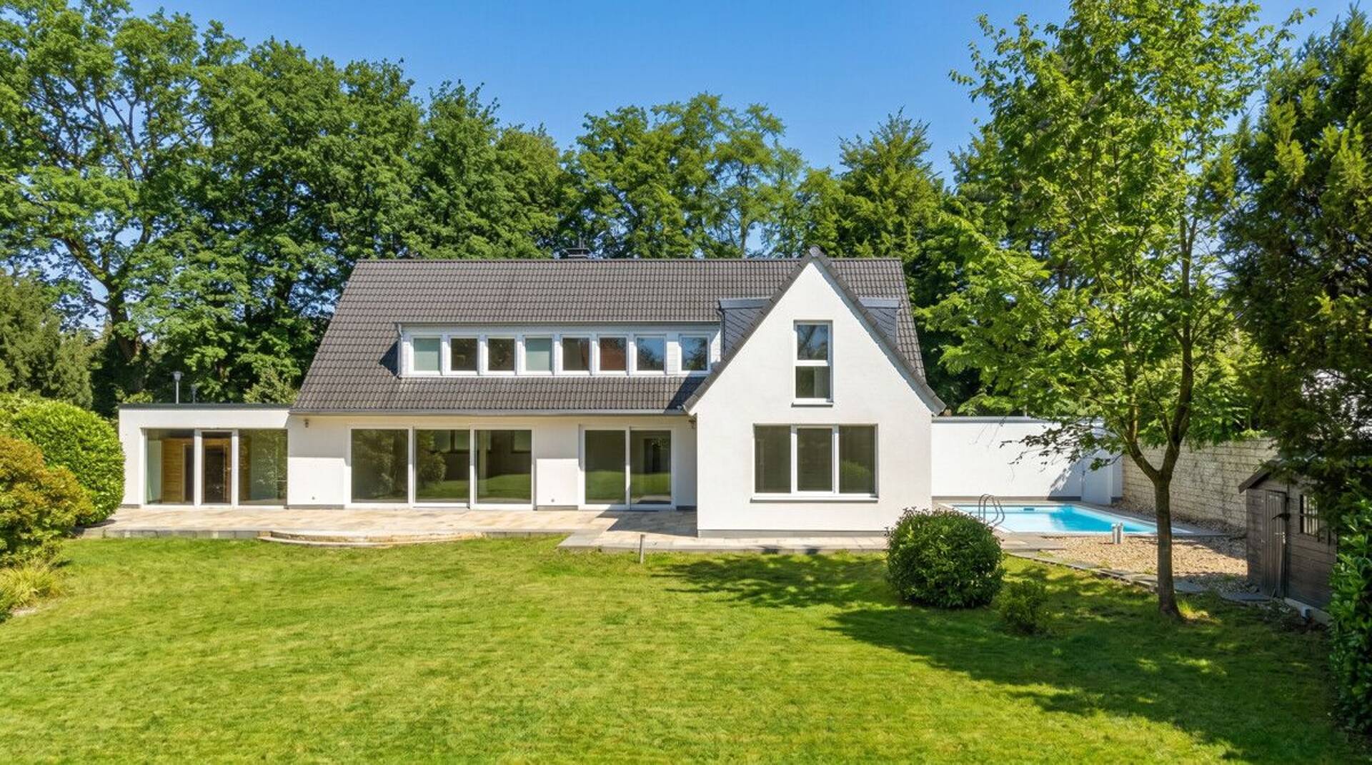 Einfamilienhaus in 50996 Köln / Hahnwald mit 329 m² kaufen