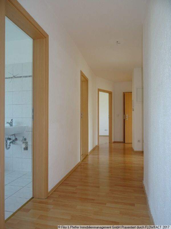Schöne 3-Raum-Wohnung in Stadtfeld Ost mit Balkon und Stellplatz! – Magdeburg – Vorschaubild 2