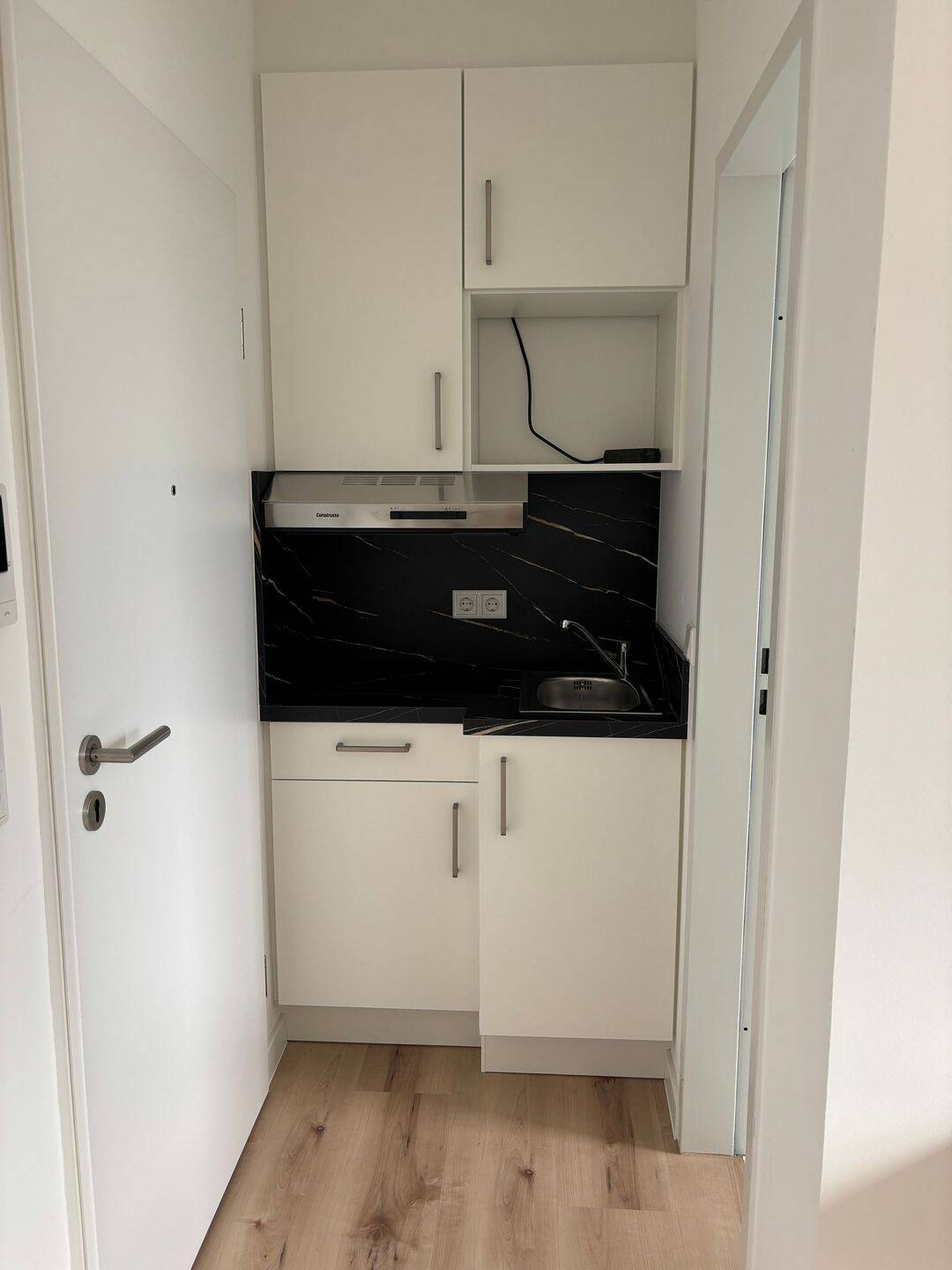 Modernes teilmöbliertes Mikroapartment | Küchenzeile | Strom & Internet inklusive – Osnabrück – Vorschaubild 5