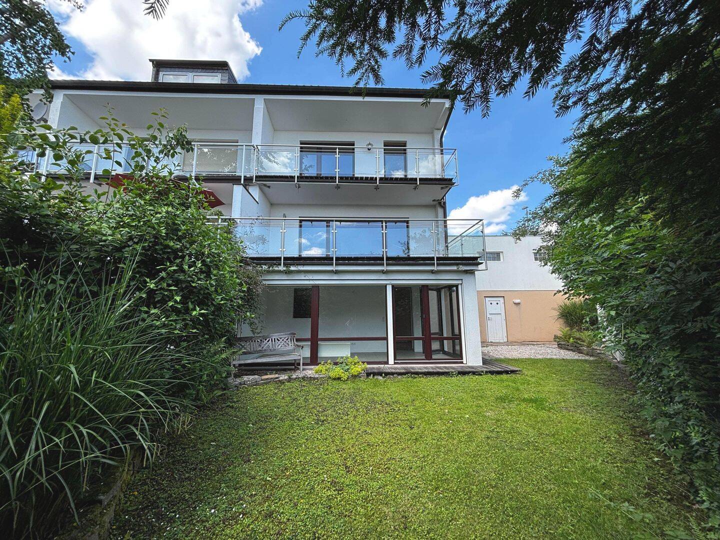 Raumwunder in Bestlage: Großzügiges Split-Level-Haus mit Fernblick in Bochum-Stiepel