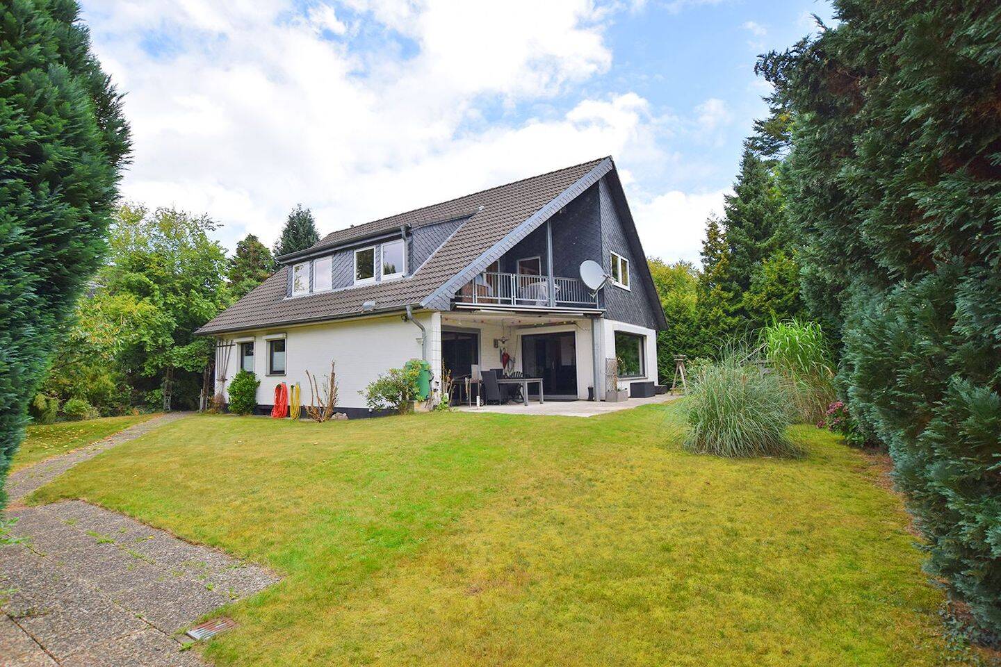 Endlich mal ein Haus für die Familie mit bis zu vier Kindern ...