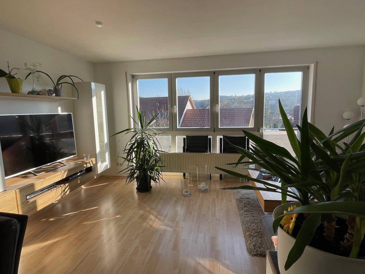 3-Zimmer-Wohnung mit Garage im Reihenhausstil
