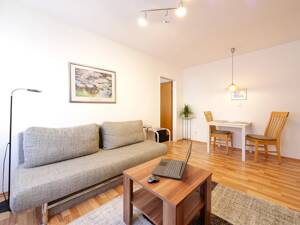 ruhige 2-Zimmer-Wohnung in Stuttgart-Münster - WOHNEN AUF ZEIT _ – 70376 Stuttgart – Vorschaubild 2