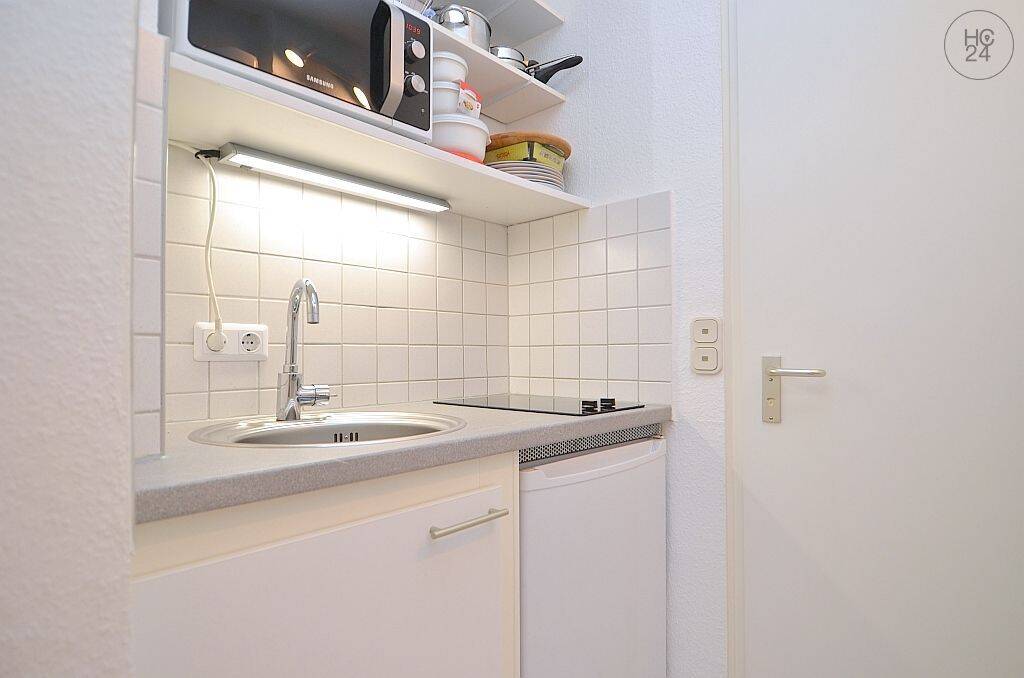 Gemütlich möbliertes Apartment mit WLAN und Balkon in Nürnberg Wöhrd – Nürnberg – Vorschaubild 9