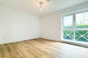 Modernes Wohnen in attraktiver Lage: 3-Zimmerwohnung mit Terrasse und 2 Stellplätzen in BI-Quelle – 33649 Bielefeld – Vorschaubild 2