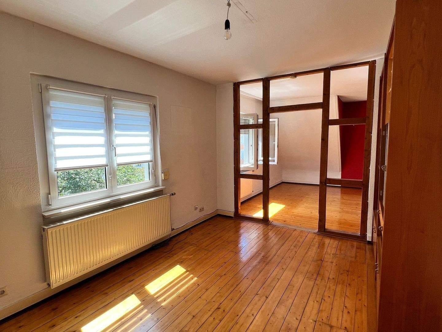 +++ Stadtnahe, lichtdurchflutete 4-ZI Maisonettewohnung im schönen KA-Weiherfeld +++ – Karlsruhe – Vorschaubild 2