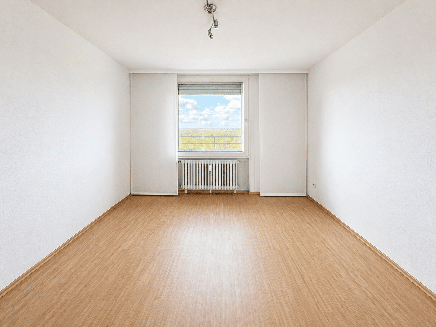 S-Asemwald: Gepflegte 3,5-Zimmer-Wohnung mit schöner Aussicht im 9. OG – Stuttgart – Vorschaubild 7