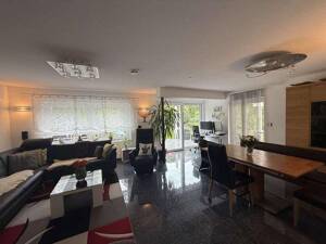 Wunderschönes Haus mit Pool – 74078 Heilbronn – Vorschaubild 8