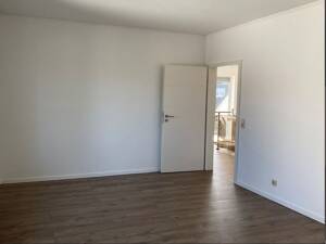 Gepflegtes Wohnhaus mit 3 Einheiten im Stadtteil von Koblenz bietet viele Nutzungsmöglichkeiten – 56070 Koblenz – Vorschaubild 4