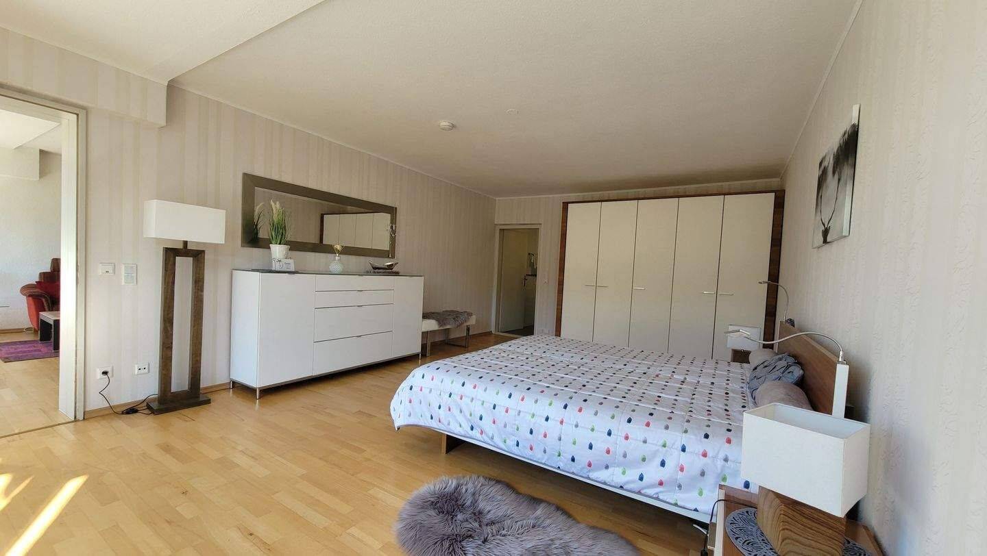 Große 2-Zi.-Wohnung mit Bergblick und Stellplatz – Garmisch-Partenkirchen – Vorschaubild 5