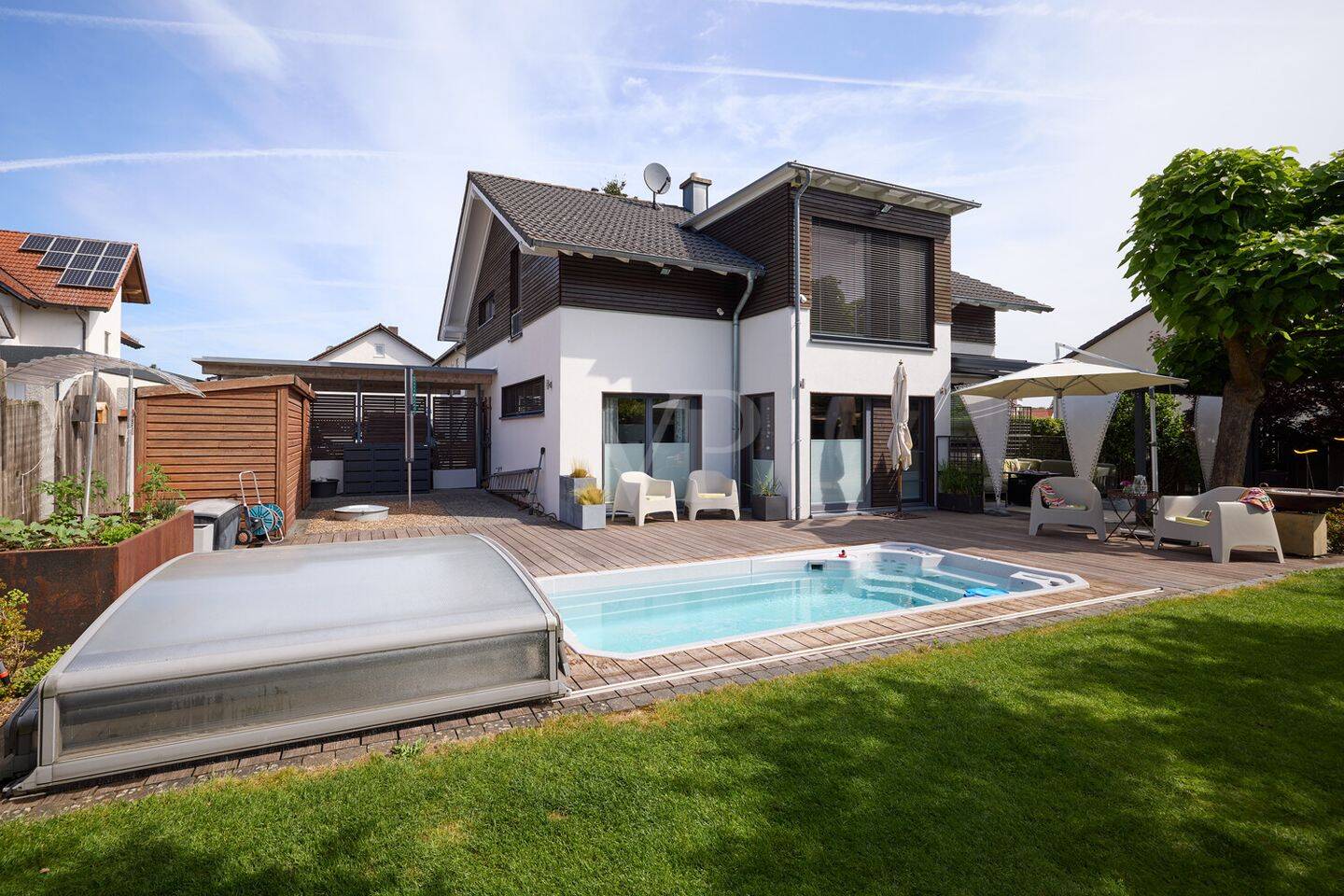 Exklusives Einfamilienhaus mit Galerie & Pool in Feldrandlage – Schaafheim – Vorschaubild 2