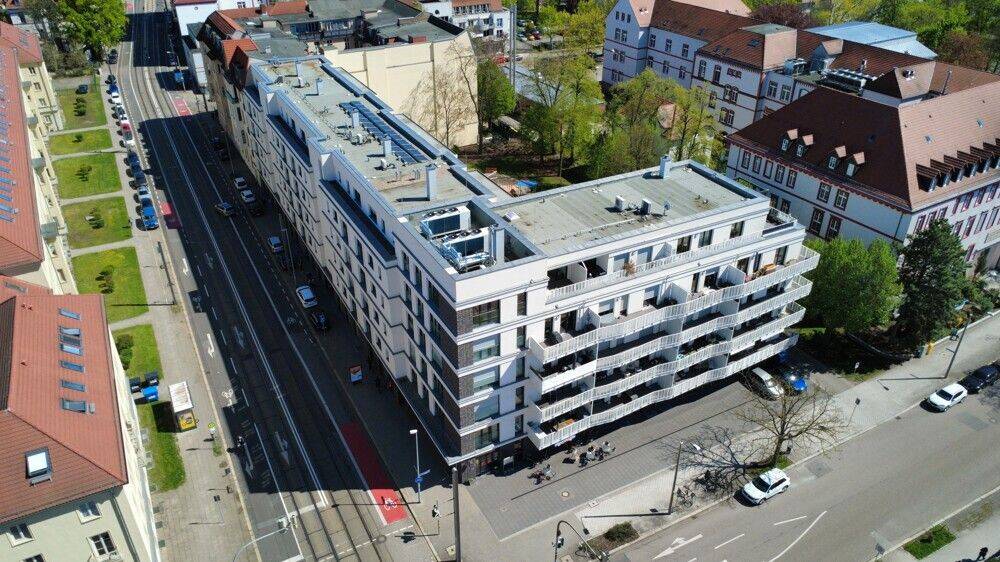 Familienglück im Wilhelmeck! Sonnige 4-Zimmer-Eigentumswohnung mit Balkon, Keller und Tiefgaragenstellplatz! – Magdeburg – Vorschaubild 2