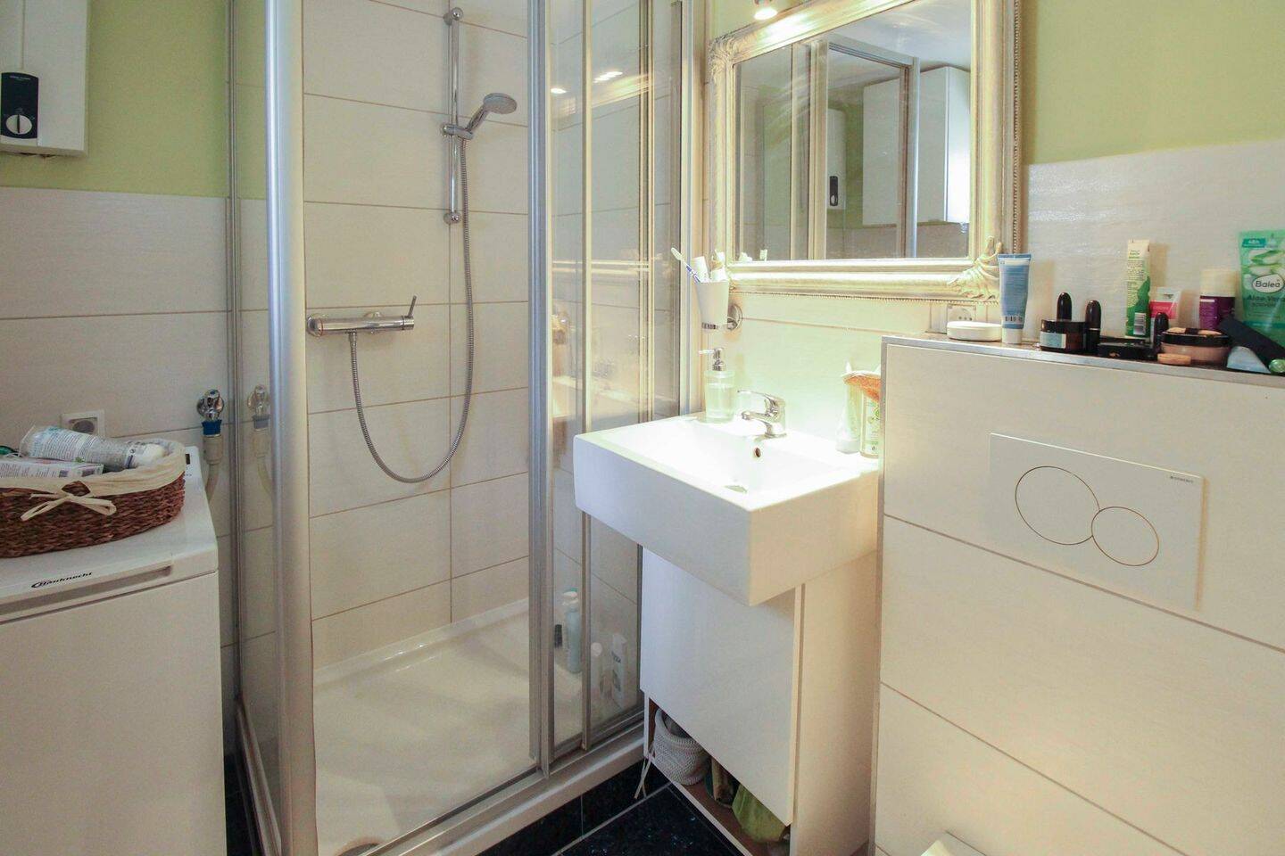 Zentral und bezugsfrei: Möbliertes 1 Zimmerappartement in Unterbilk – Düsseldorf – Vorschaubild 7