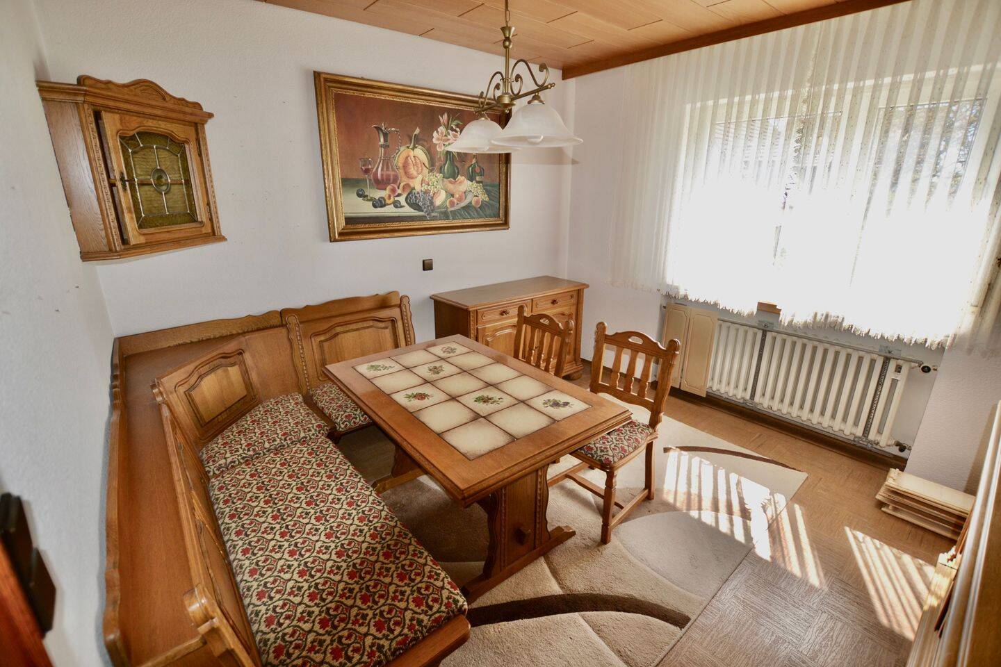 ZWEIFAMILIEN-WOHNHAUS MIT VIEL PLATZ – Waldbüttelbrunn – Vorschaubild 3