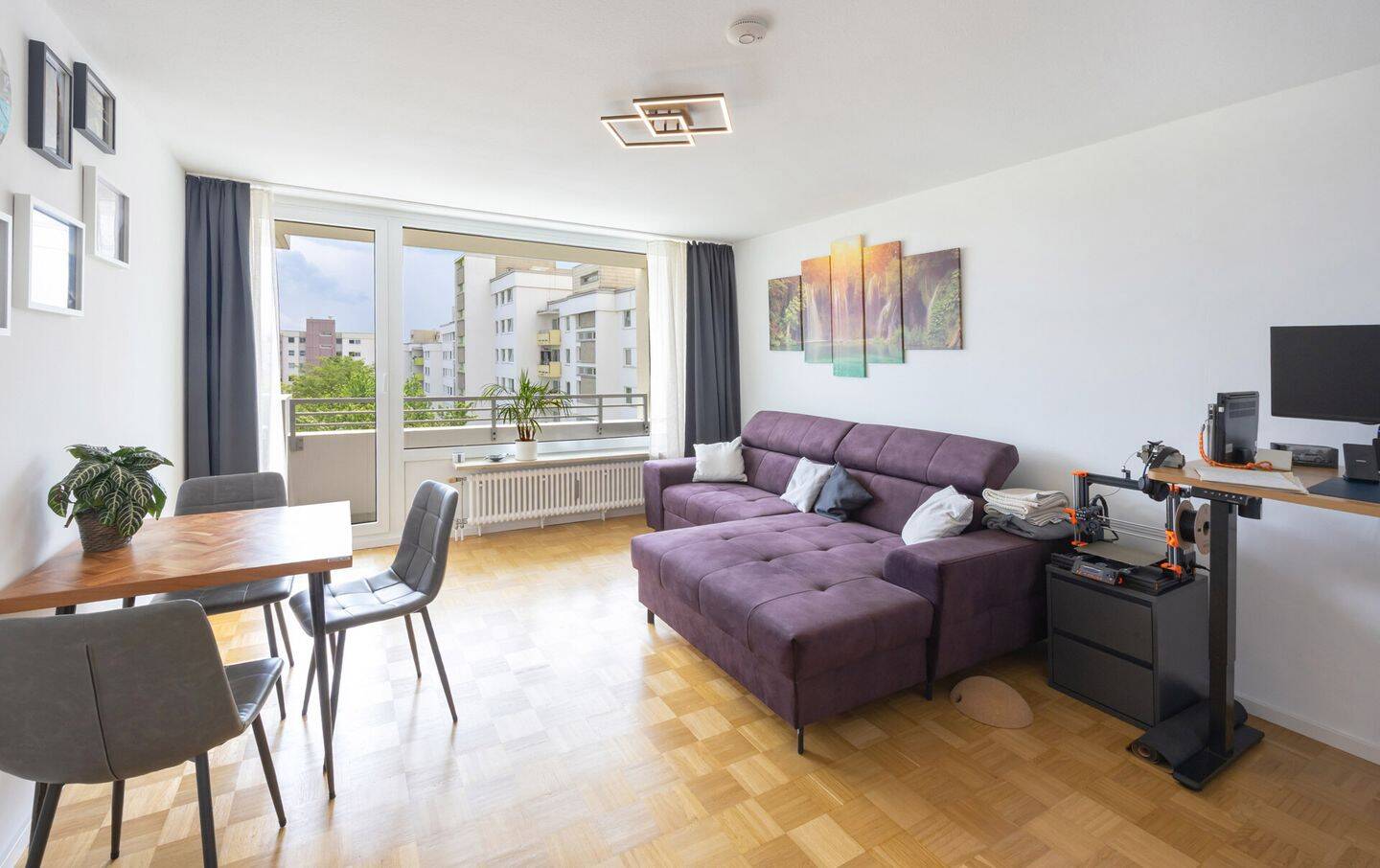 Panorama Tower Germering | Sanierte 2-Zimmer-Wohnung mit Balkon & Tiefgarage (7.OG) – Germering – Vorschaubild 4