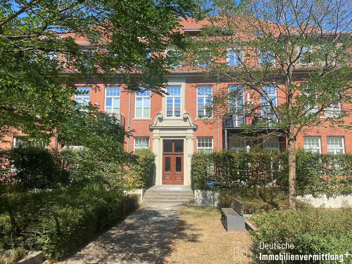 Frei-stehend! Attraktive 2-Zimmerwohnung in top Lage! – 22309 Hamburg – Bild 1 von 9