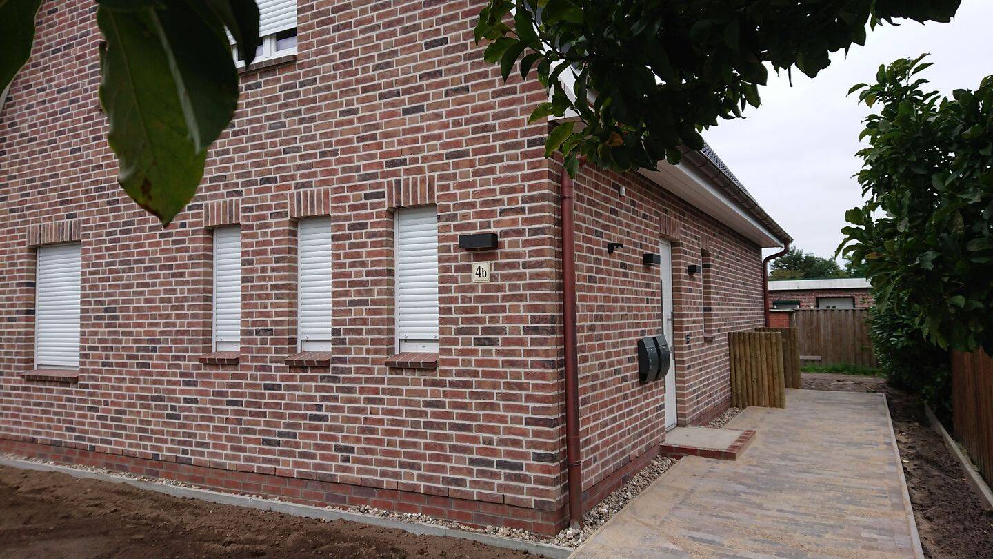3-Zi-Wohnung mit Terrasse und Garten