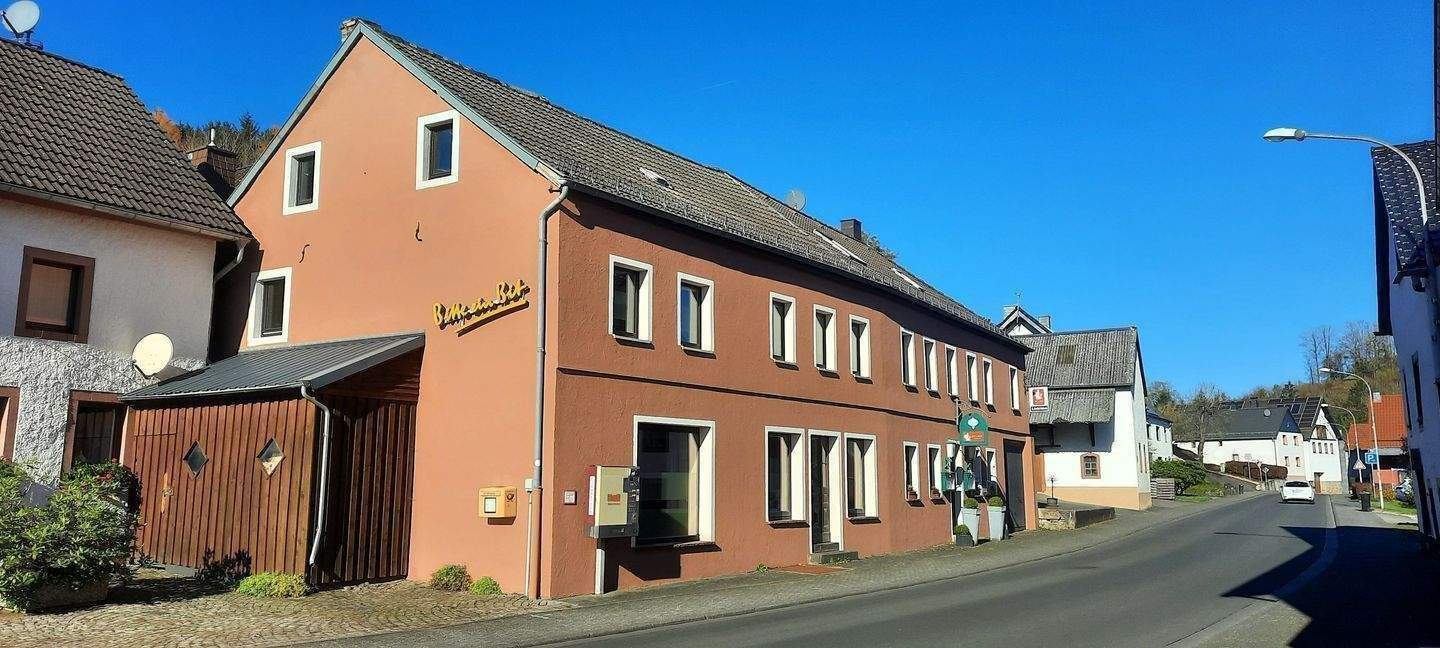 Beliebter historischer Landgasthof mit vielen Nutzungsmöglichkeiten zu verkaufen – Dahlem – Vorschaubild 3