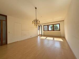 Raumwunder! 4,5-Zimmer-Wohnung in Freiberg am Neckar – 71691 Freiberg am Neckar – Vorschaubild 2