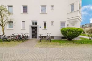 Charmante Altbau-Perle nahe Englischer Garten - kompakte zwei Zimmer Wohnung mit solider Vermietung – 80805 München – Vorschaubild 2