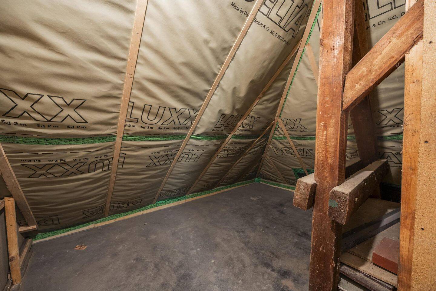 Charmante 2-Zimmer Etagenwohnung mit Ausbaureserve und Garage – Mönchengladbach – Vorschaubild 9