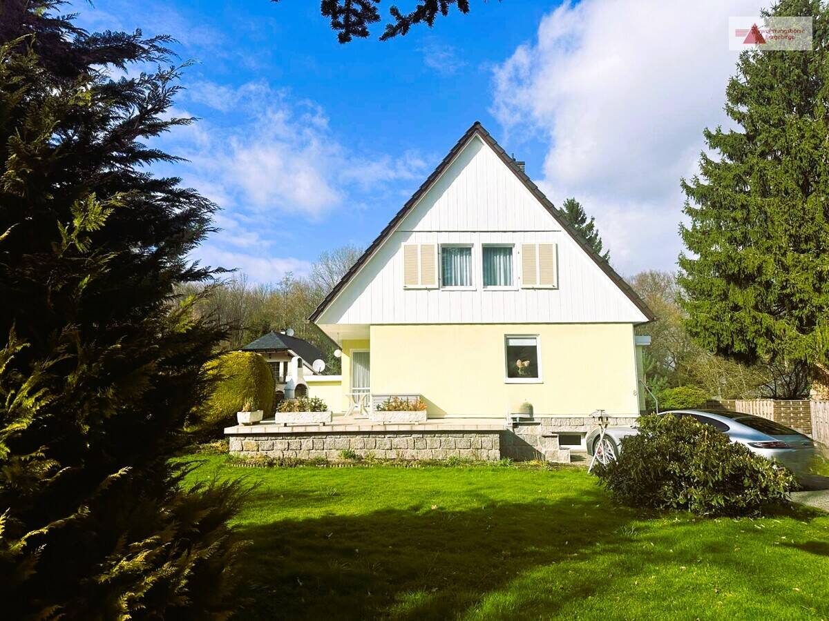 Idyllisch gelegenes Einfamilienhaus am Waldrand von Chemnitz-Rabenstein: 892 m² Grundstück & Garage – Chemnitz – Vorschaubild 3