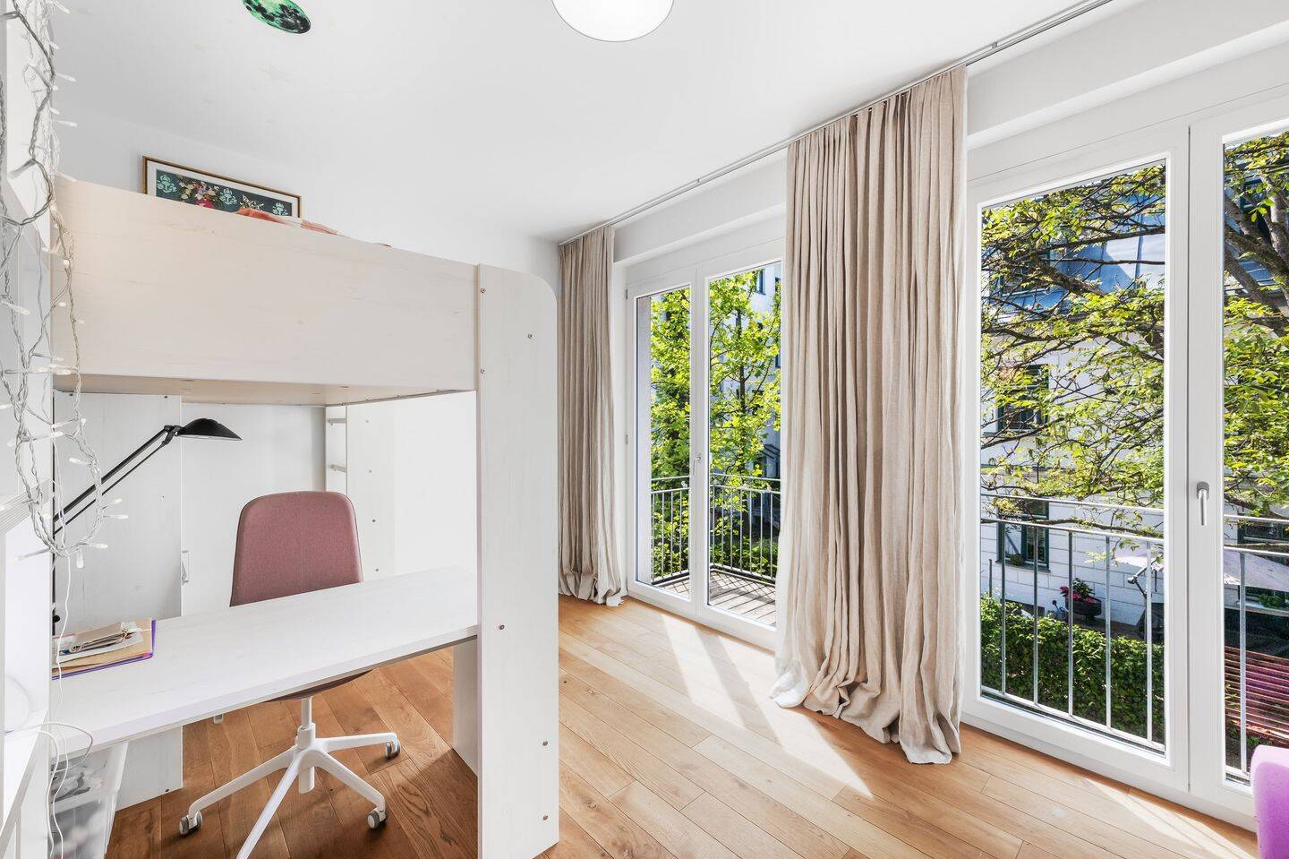 Repräsentatives Townhouse in malerischer Innenhoflage: Exklusives Wohnen im Stadtzentrum – München – Vorschaubild 7