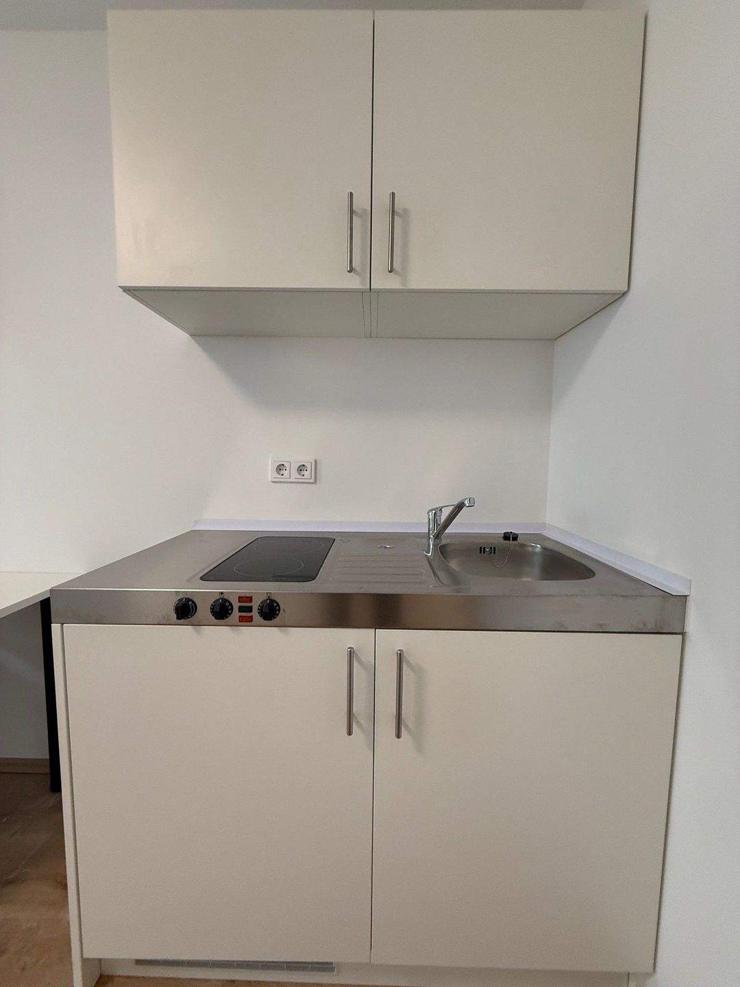 Zentrales Neubauapartment für Studierende & Azubis – Strom & Internet inbegriffen – Erlangen – Vorschaubild 4