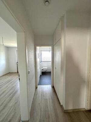 Lichtdurchflutete 3-Zimmer-Wohnung mit Balkon in Leverkusen Opladen – 51379 Leverkusen – Vorschaubild 8