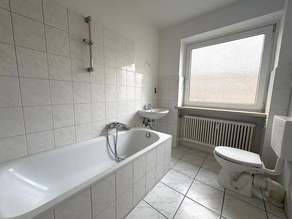 Gemütliche 3-Zimmer-Wohnung mit Balkon in Surheide – Bremerhaven – Vorschaubild 9