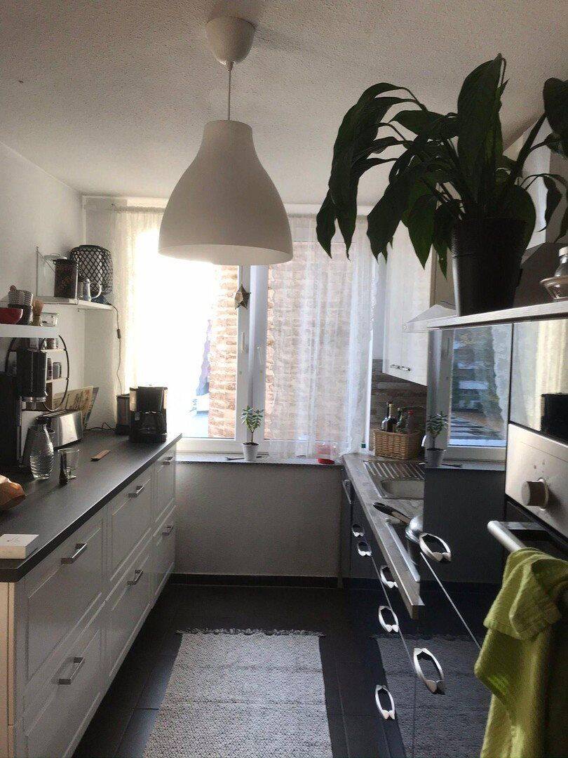 Attraktive 3 ZKB Wohnung in KR Zentrum - von Privat