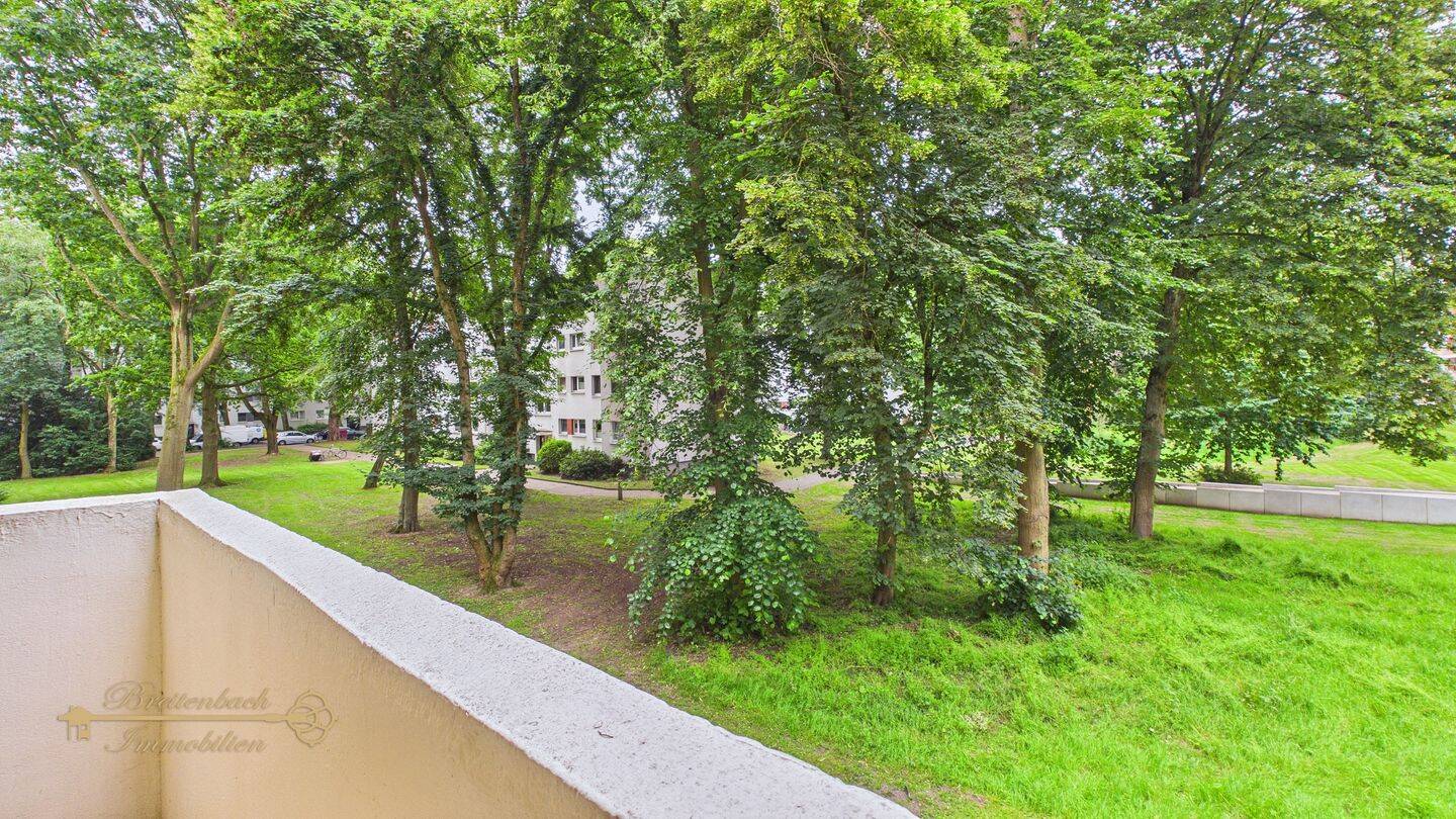 Bremen - Vahr . Attraktive 4 Zimmerwohnung mit Balkon, ideal für Eigennutzer oder Kapitalanleger – Bremen – Vorschaubild 7