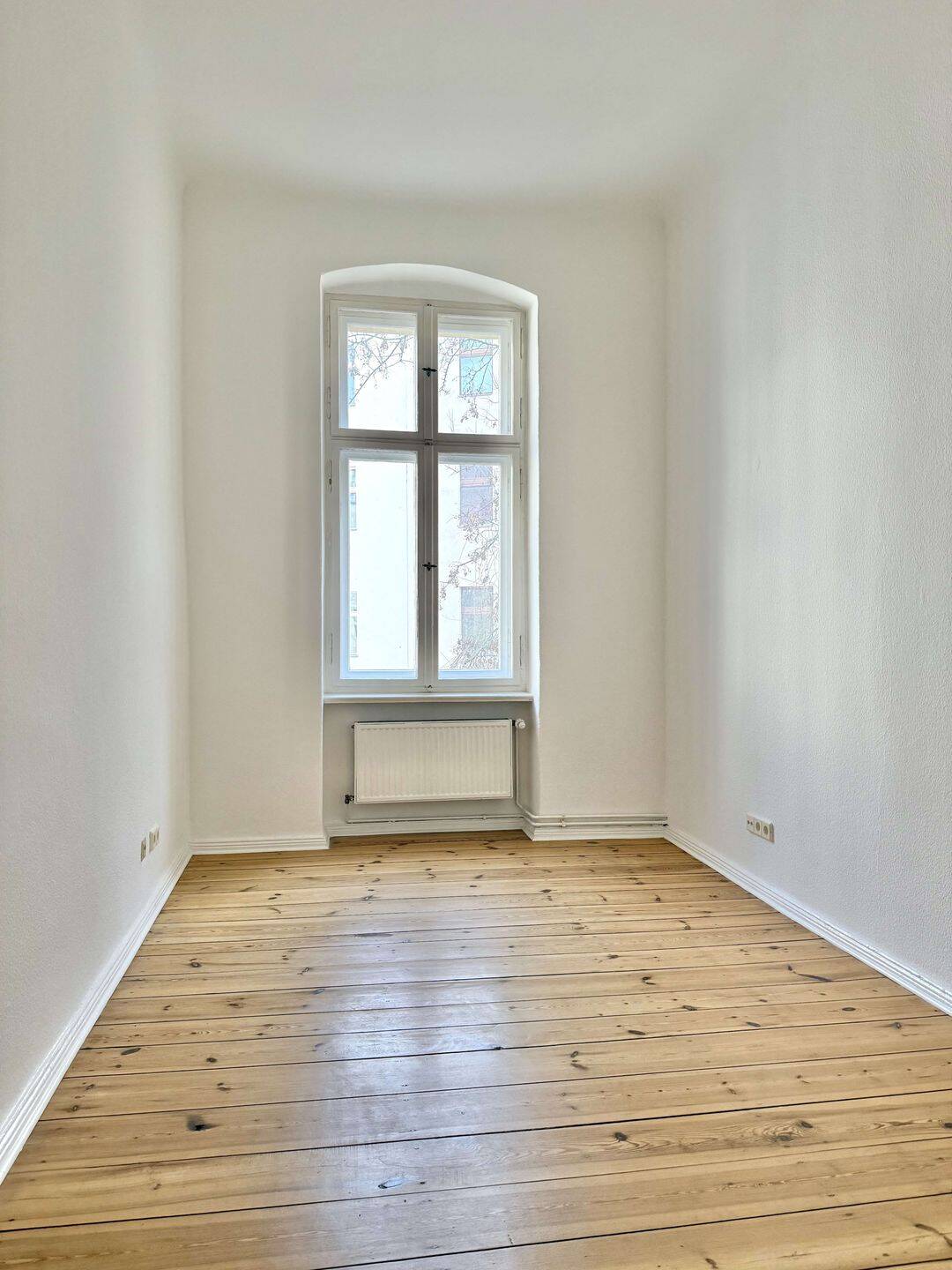 Eleganz trifft Geschichte - Stilvolle Altbauwohnung nahe Schloss Charlottenburg – Berlin – Vorschaubild 5