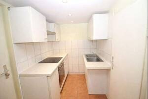 Renoviertes Mehrfamilienhaus in ruhige Lage mit Garten. – 70327 Stuttgart – Vorschaubild 4