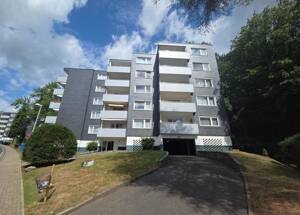 3-Zimmer-Wohnung mit Loggia & Garage in Leverkusen-Lützenkirchen - provisionsfrei