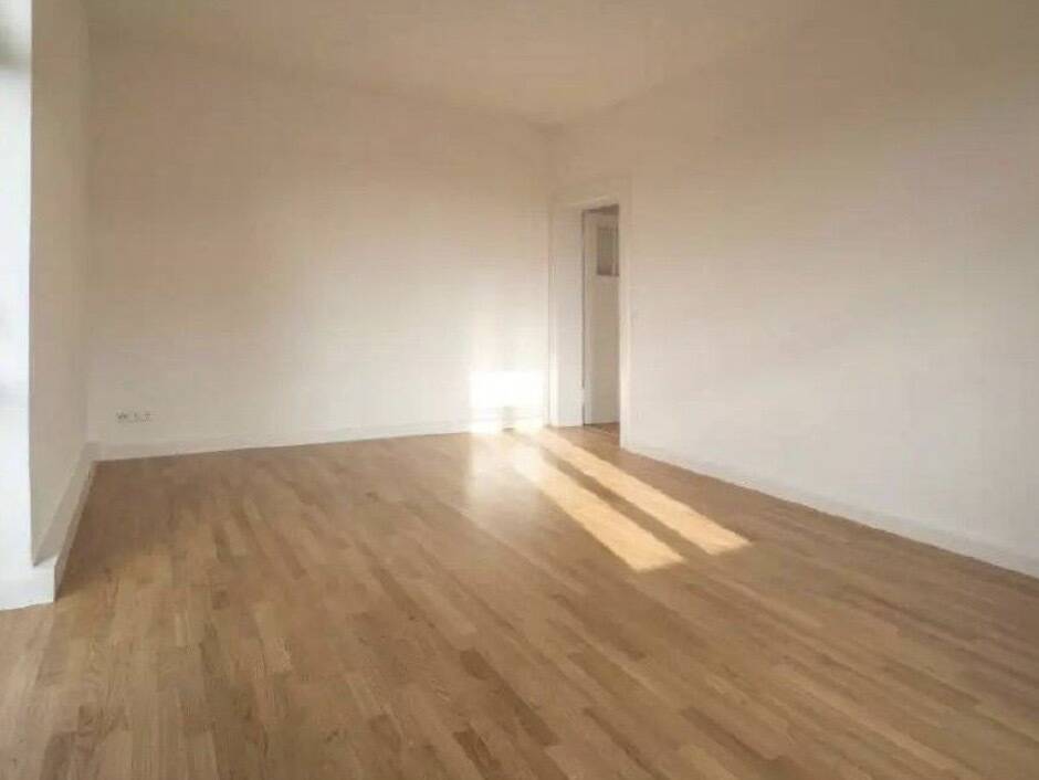 Charmante 2-Zimmer-Altbauwohnung mit stilvollem Flair und individuellem Charakter. – Dresden – Vorschaubild 6